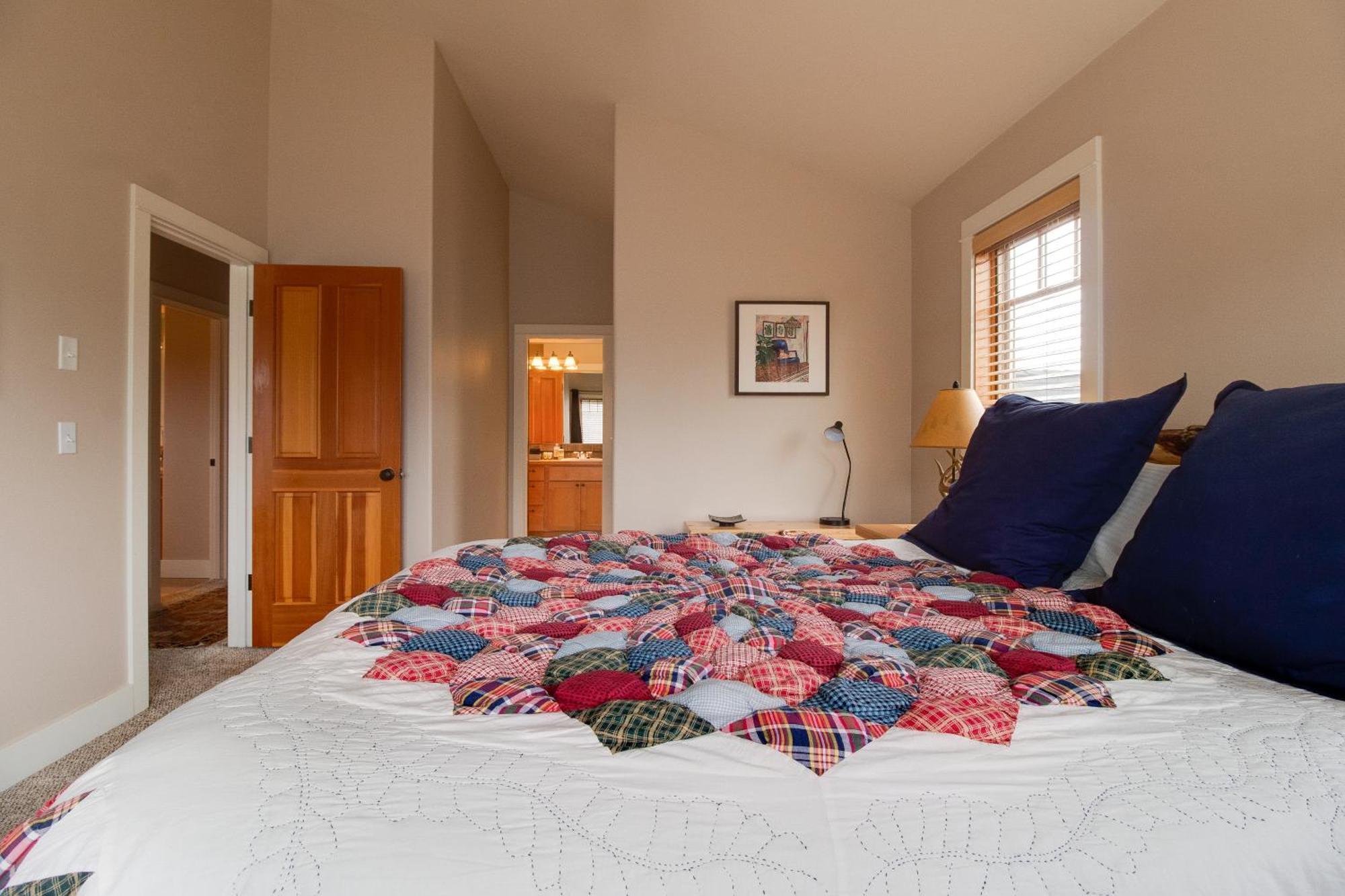 Riley'S Mountain View Apartment Sisters Ngoại thất bức ảnh